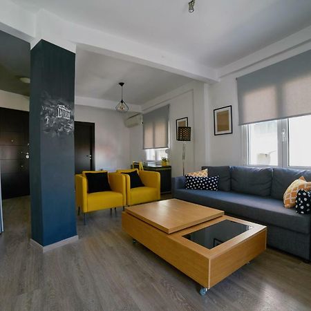 V&V Central & Elegant Apartment Athén Kültér fotó