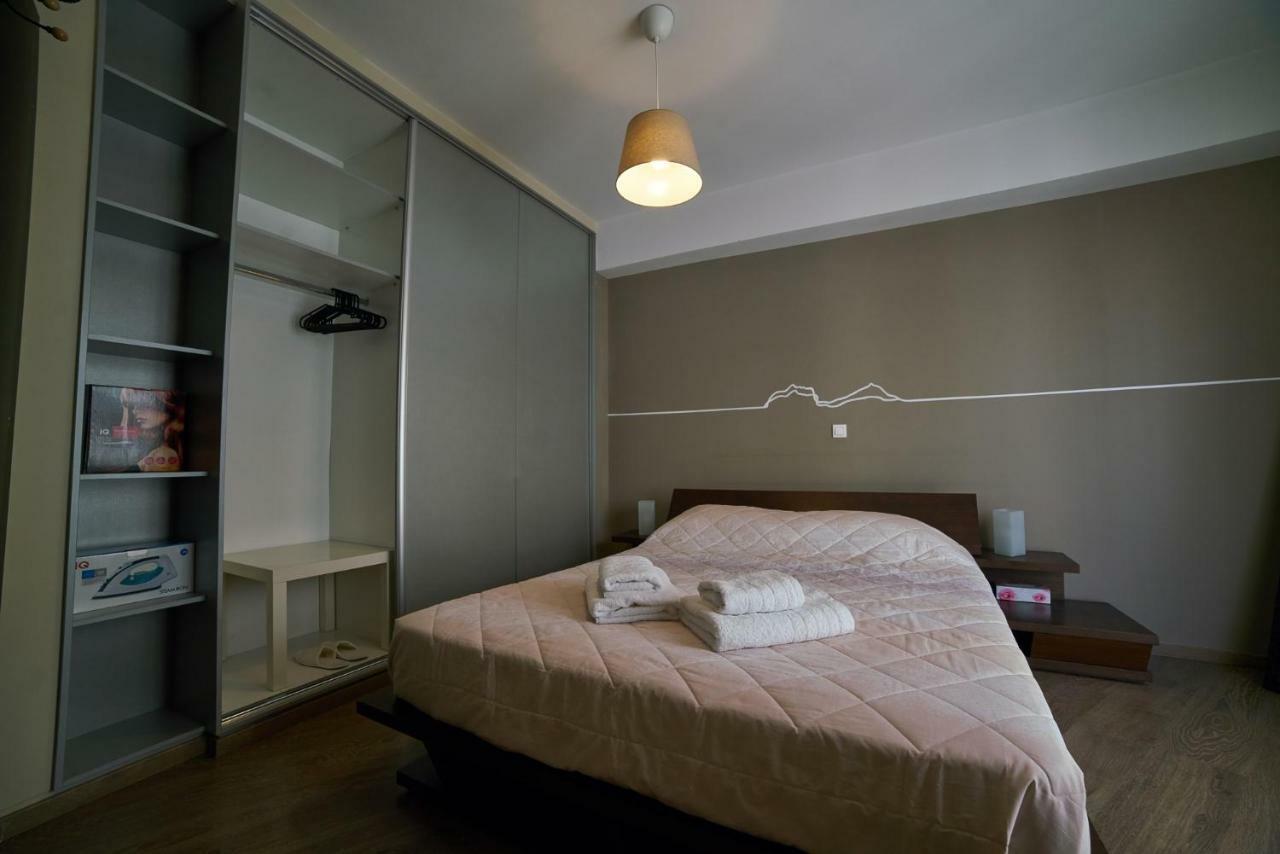 V&V Central & Elegant Apartment Athén Kültér fotó