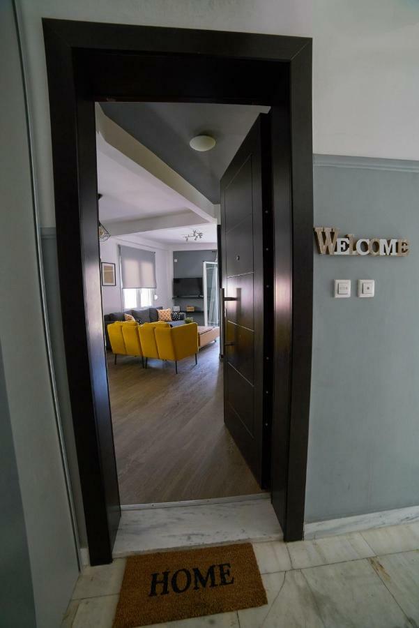 V&V Central & Elegant Apartment Athén Kültér fotó